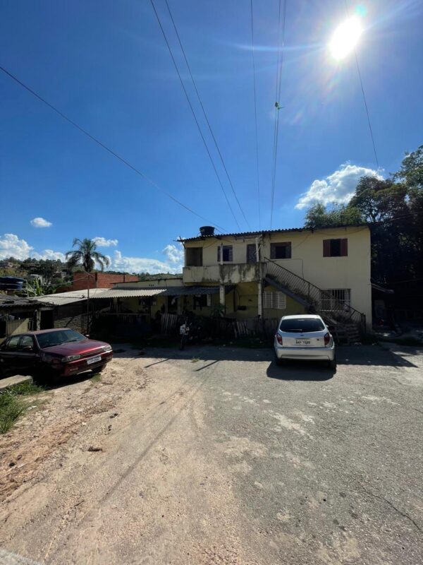 CASA À VENDA - 437m² - JAGUARI - SANTANA DE PARNAÍBA - SP - Imagem 2