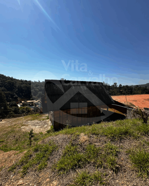 Chácara à Venda – 2.800m² com Chalés, Casa e Platôs em Ponunduva, Cajamar/SP - Imagem 24