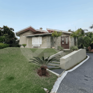 Casa à Venda – 272m² e Terreno de 810m² no Condomínio Campos de Santo Antônio I – Itu/SP