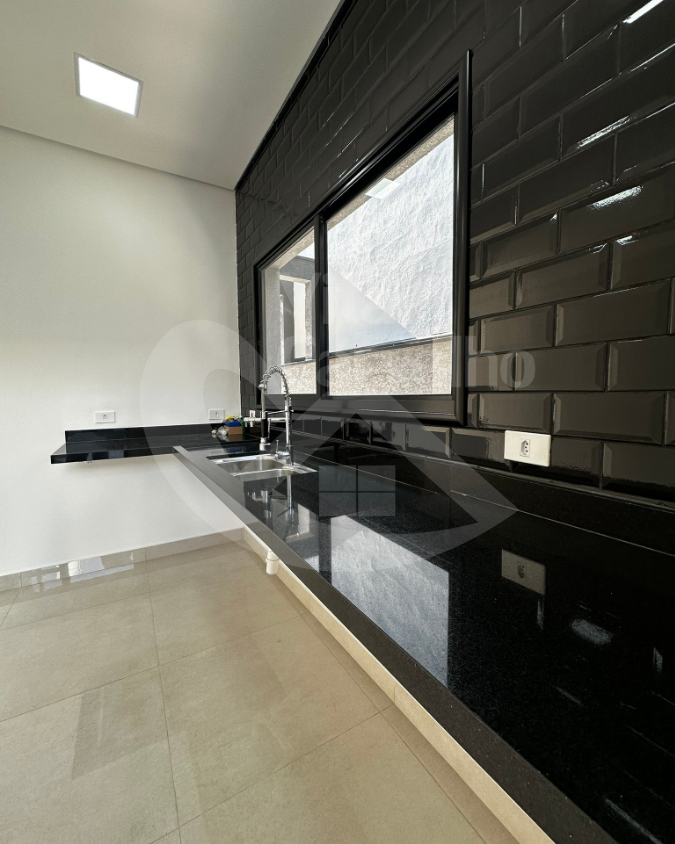 Casa à Venda no Villas do Jaguari – 3 Dorms, Suíte, Área Gourmet e Piscina em Rua Privilegiada de Cajamar - Imagem 17