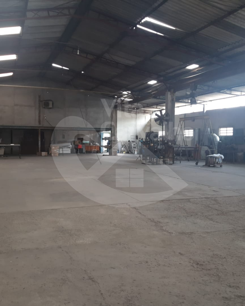 Galpão Industrial à Venda em Cajamar – 2.361m² Construídos, ZUP-01, Poço Artesiano e 6 Módulos no Bairro Calcarea - Imagem 4